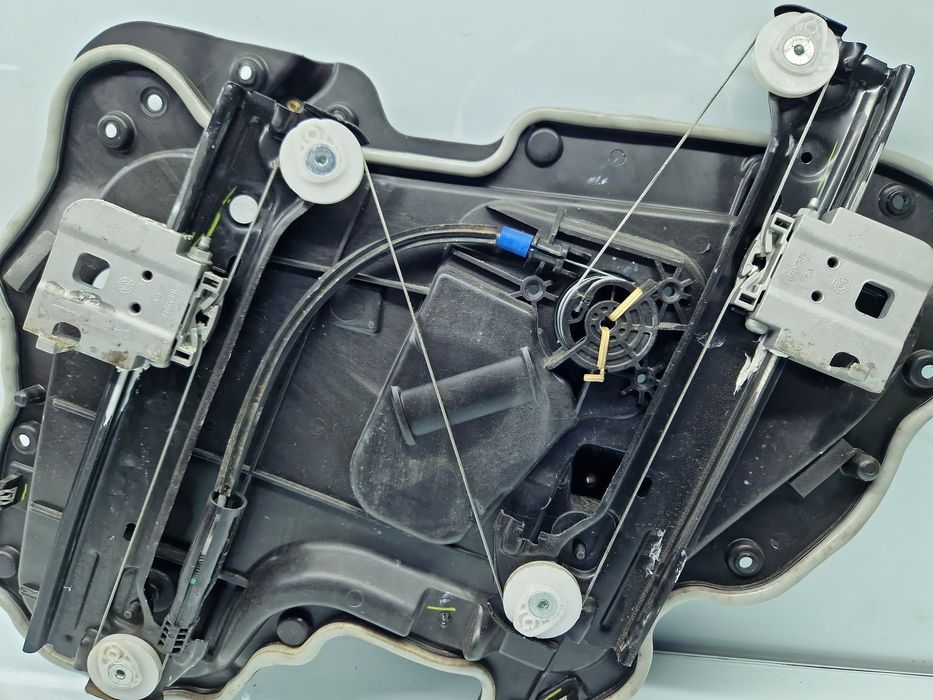 Macara electrica geam stanga spate TESLA Model 3 [Fabr 2020-2025] 1096