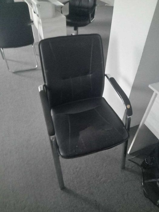 Ofis mebellari srochna sotiladi SHOSHILING !!!