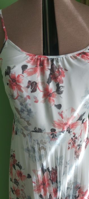 Rochie vaporoasă de vară