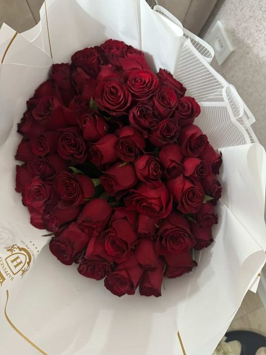 Цветы сегодня утром подарили!