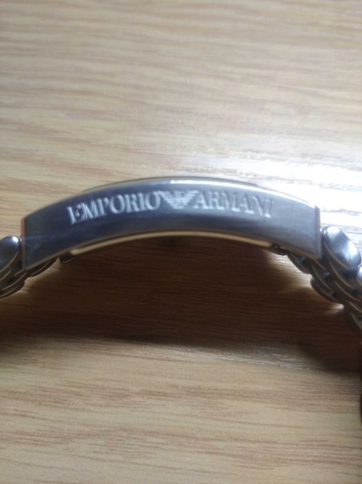 Наручные часы Emporio Armani