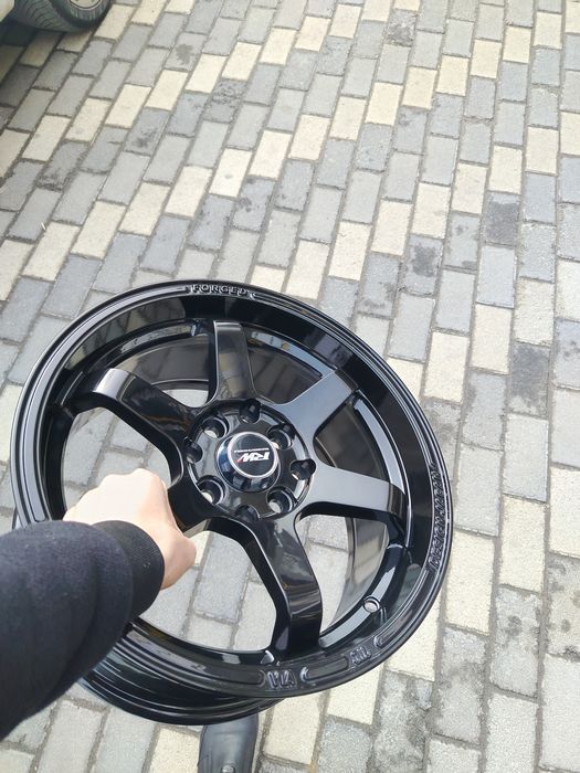 Sport diska sotiladi universal hamma moshinaga tushadi