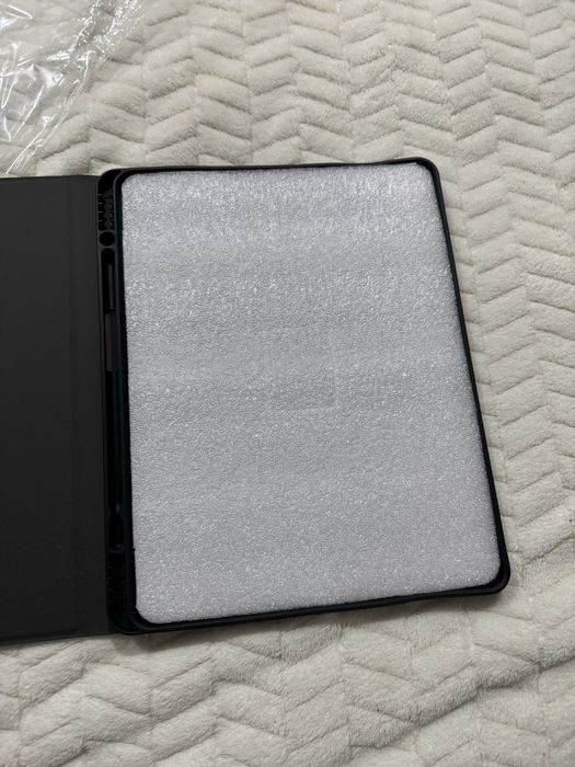 Чехол на iPad Pro 12.9