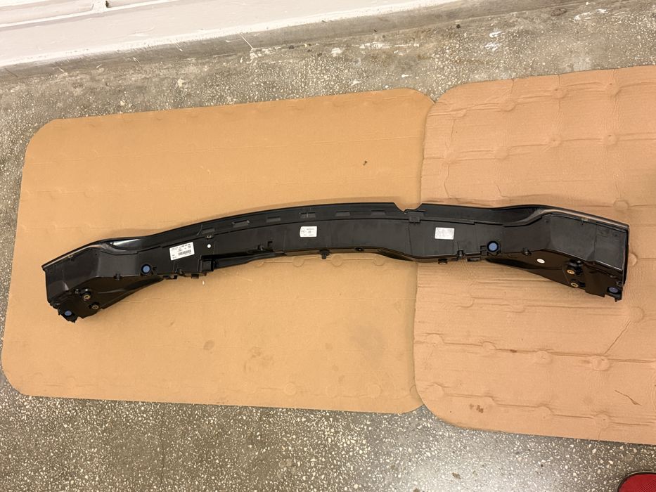 Stopuri / Triple Spate varianata SUA, cu defect  Porsche Macan  2019-2025