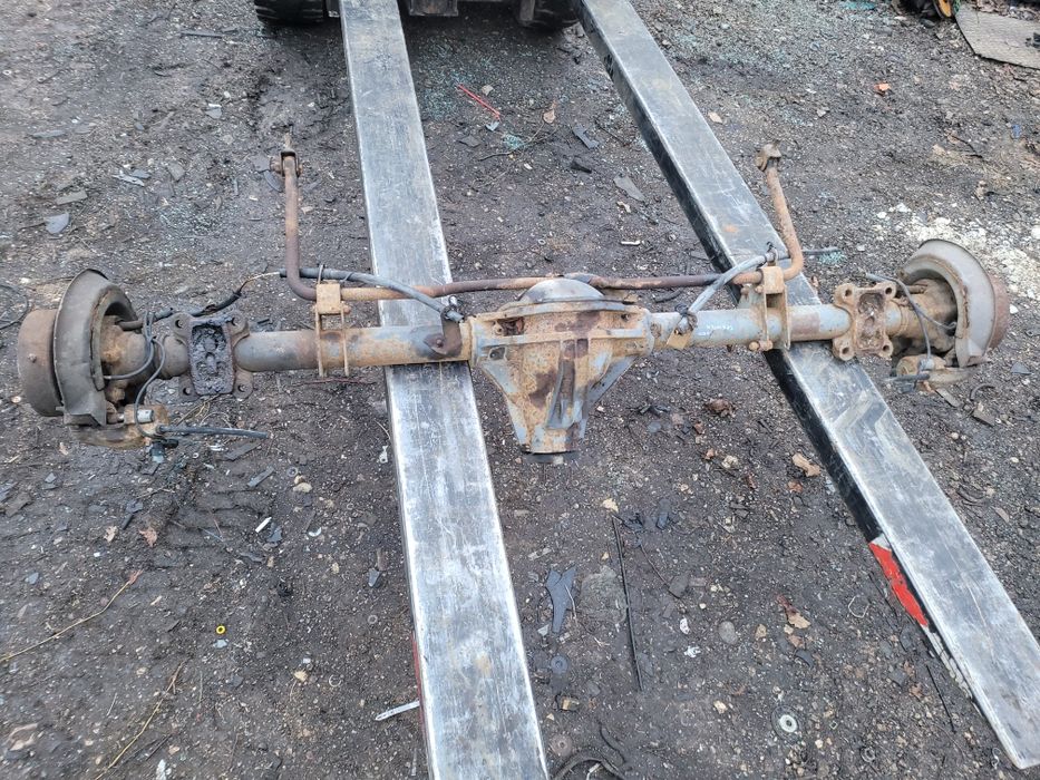 Заден мост мерцедес спринрер 2.9тд