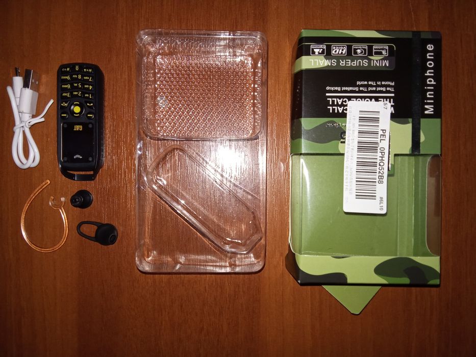 Mини-телефон B25