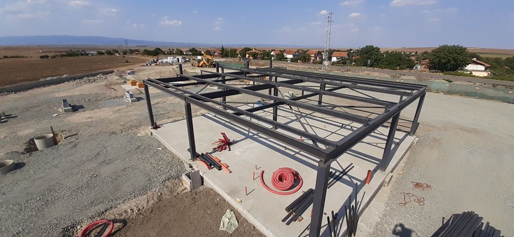 Метални конструкции,термопанели,метални къщи,бунгала,гаражи