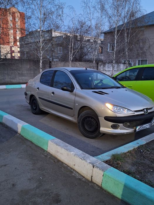 Pegiot 206 в хорошем состоянии