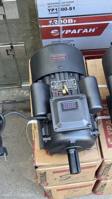 Электродвигател 5.5 кВт мотор двигатель асинхронный двигатель