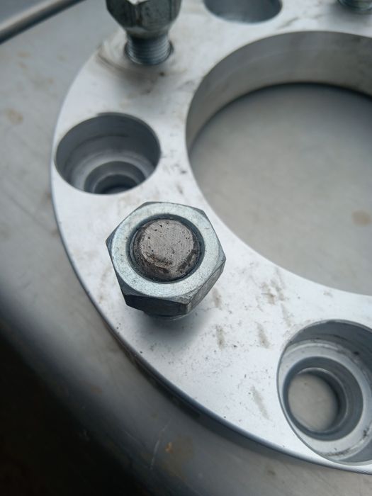 Алуминиеви фланци 30мм 5х165.1 land rover