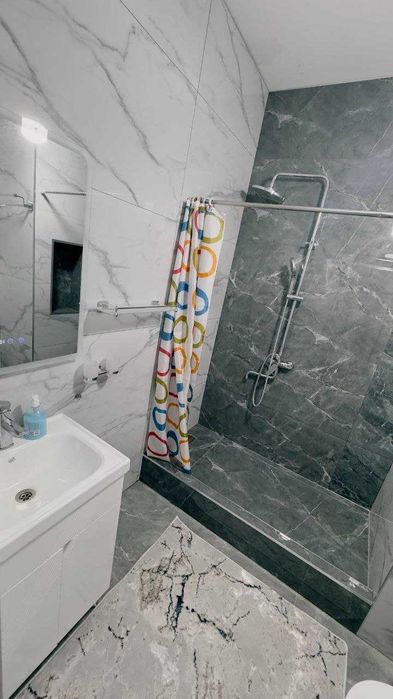 Линия Шота Руставели Дом из кирпича 2х ком 5 - этаж мебель техника