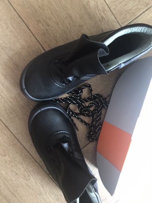 НОВИ кожени мъжки Сейфти обувки