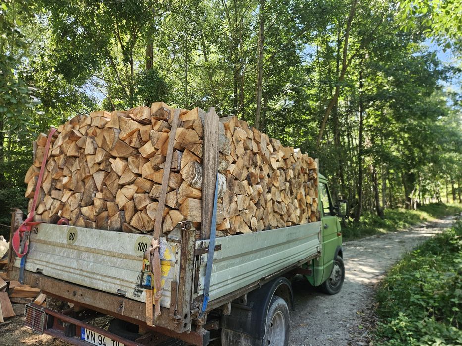 Vand lemn de foc.Mai multe detali  la 0768203730