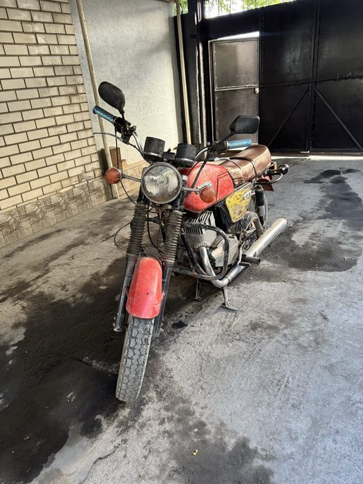 Jawa (Ява) 350 на полном ходу!