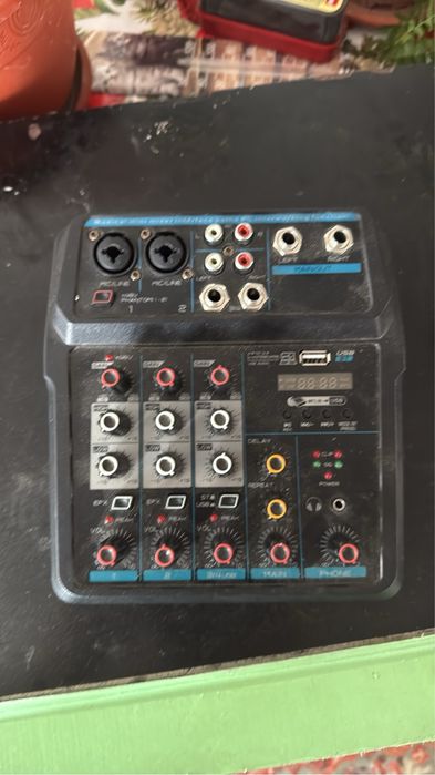 Sisteme audio de vanzare