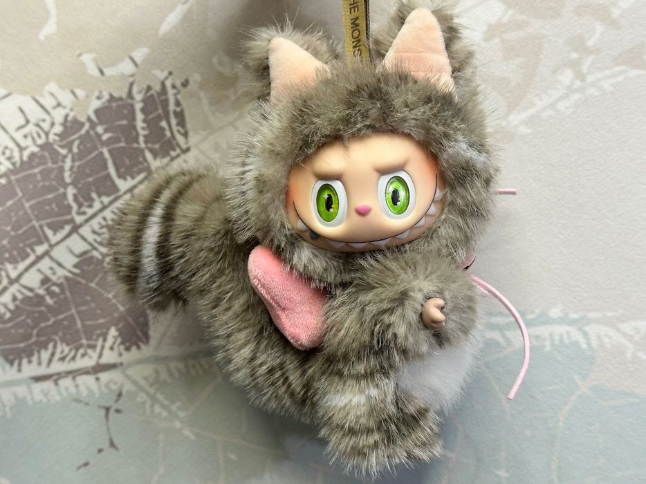 Labubu на заказ, вот например такой необычный Котик-Лабубу