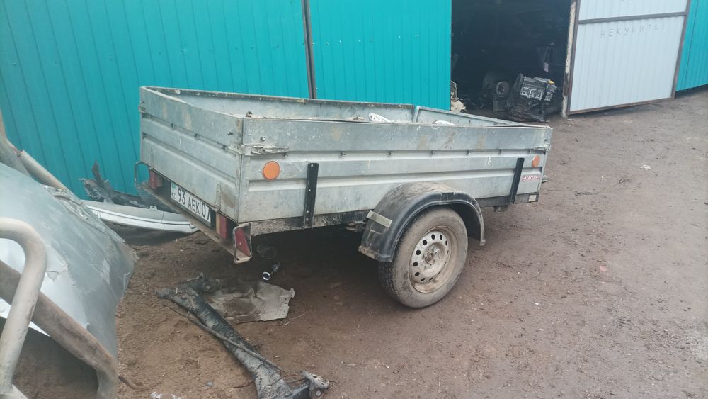 Прицеп.тент все есть .