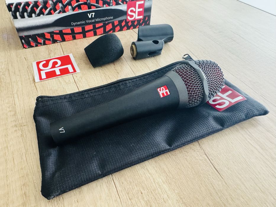 Вокален микрофон sE V7, като НОВ!
