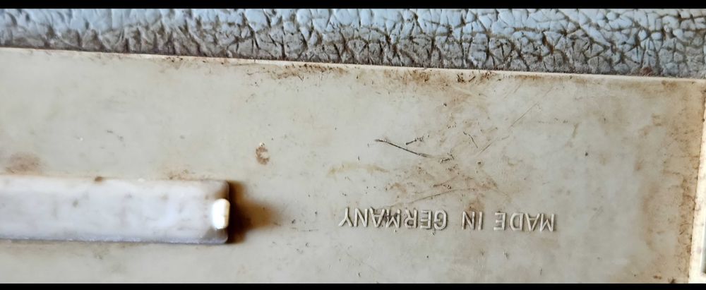 Авто радио немско