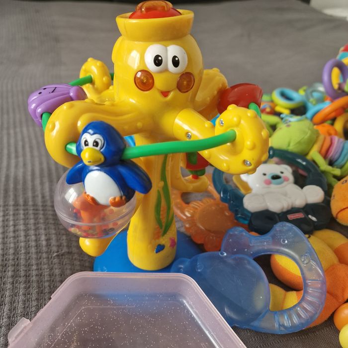 Детские развивающие игрушки