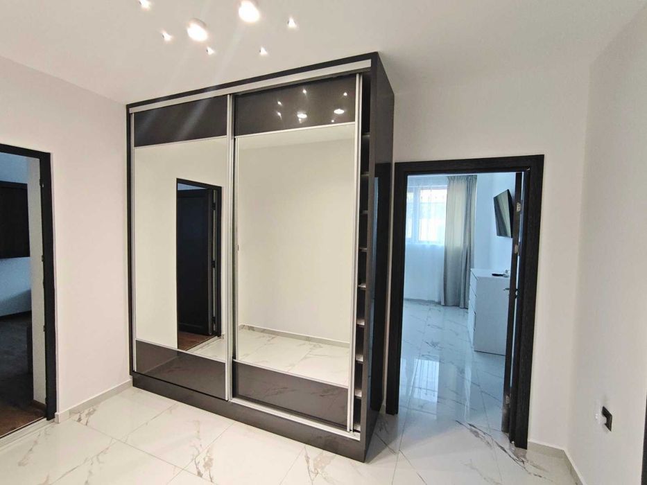 Продава се Четиристаен апартамент в Казанлък - 155 кв.м за 1742 €/кв.м - Снимка #7