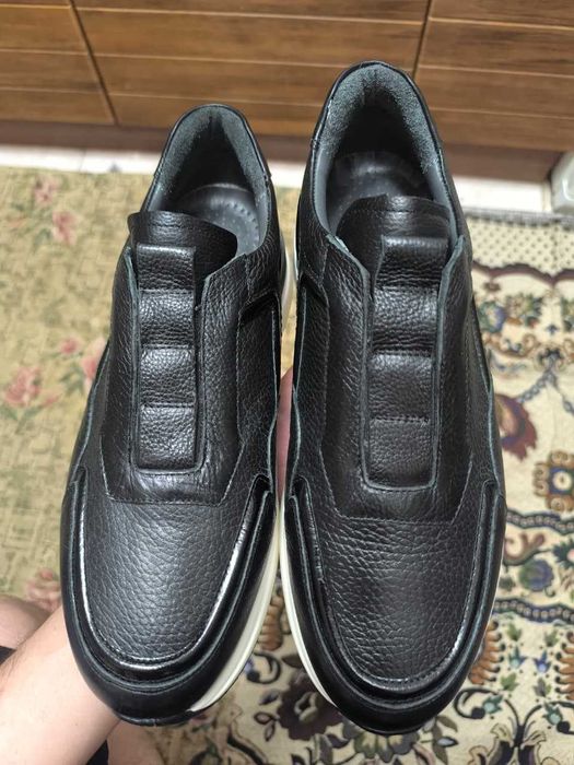 Новые кожаные кроссовки Shogai (размер 40) мужские