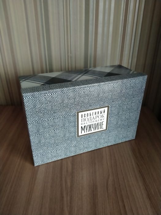 Продам  коробочки