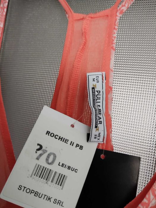 vand rochita Pull and Bear, mar. M