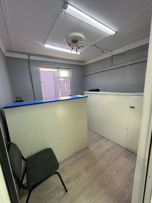 Напротив ТЦ Жайна