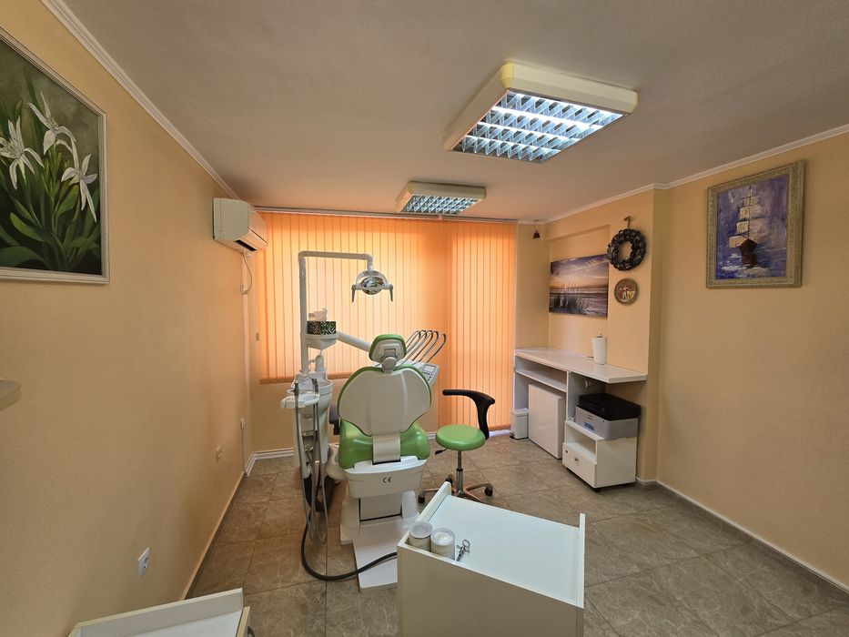 Дава се под наем Офис в Бургас, Център - 57 кв.м за 612 € - Снимка #5