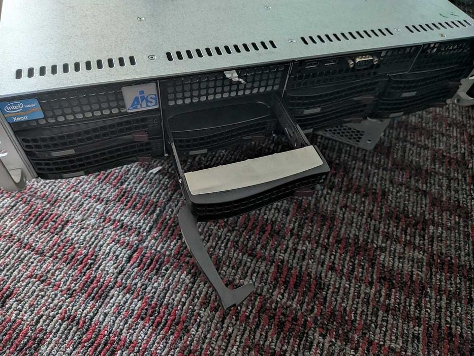 Сървъри Supermicro CSE-813M/825М 1U/2U (ASRock 32GB DDR4 / X9DRD  32GB DDR3 / X10SLM-F 8GB DDR3)