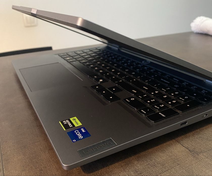 Laptop Gaming Lenovo LOQ