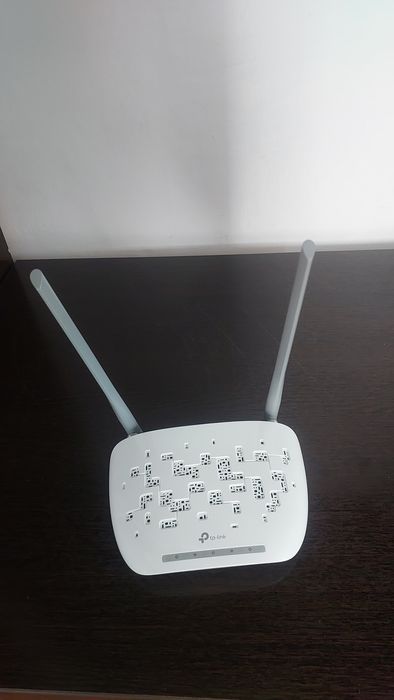 Продам модем почти новый