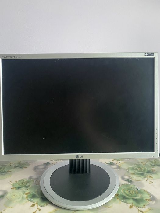 Монитор LG 720p Б/У
