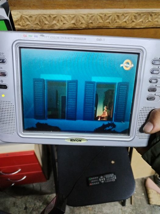 Mini tv color tevion  LCD