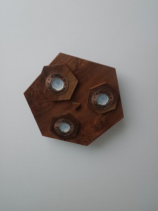 Дървена лампа за таван