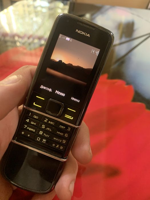 Nokia 8800 Arte ПРОДАМ Срочно