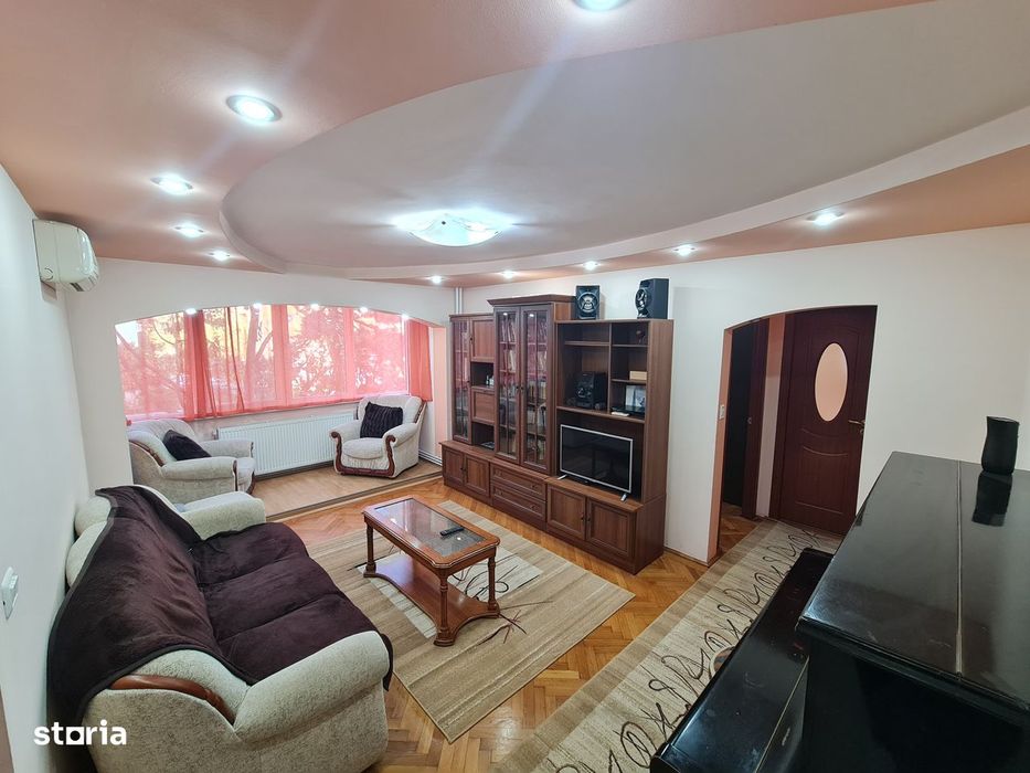 Apartment in Arad - Mai multe