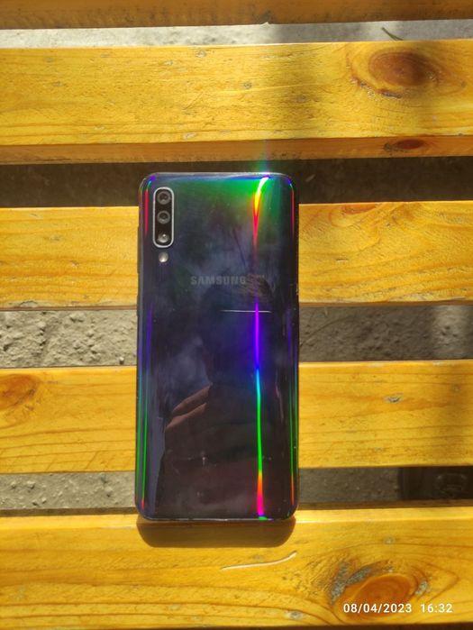 Samsung  galaxy a50