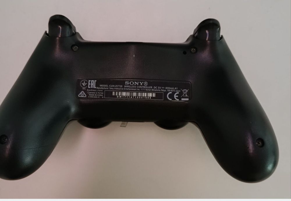 Vand Play Station 4 Pro