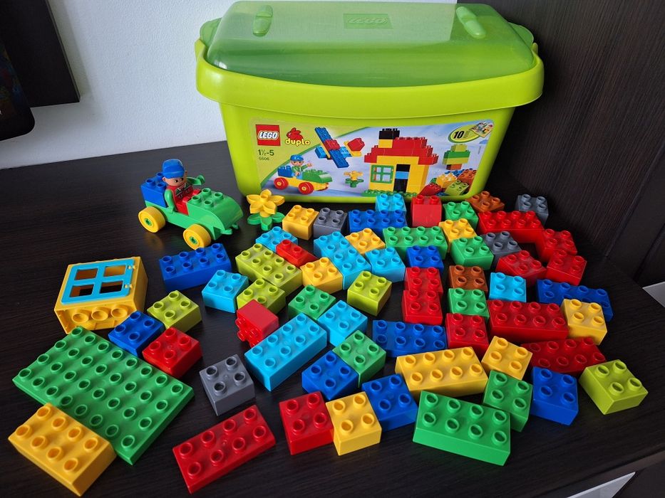 Lot Lego Duplo seturi complete.