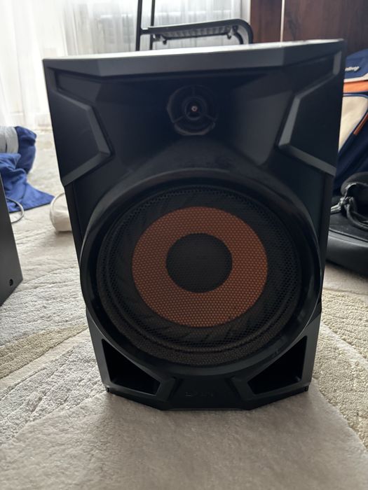 Музыкальный центр