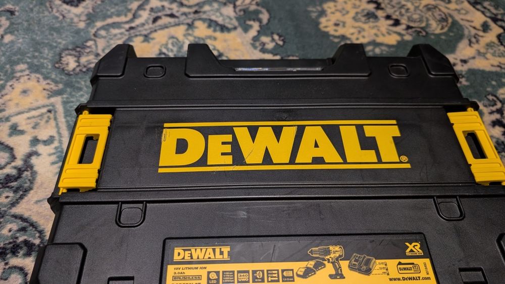 DeWALT Masina Profesionala insurubat cu percutie DCD996, 18V, XRP