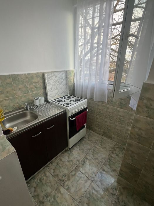 De închiriat apartament cu o cameră – Oradea, Str. Bumbacului