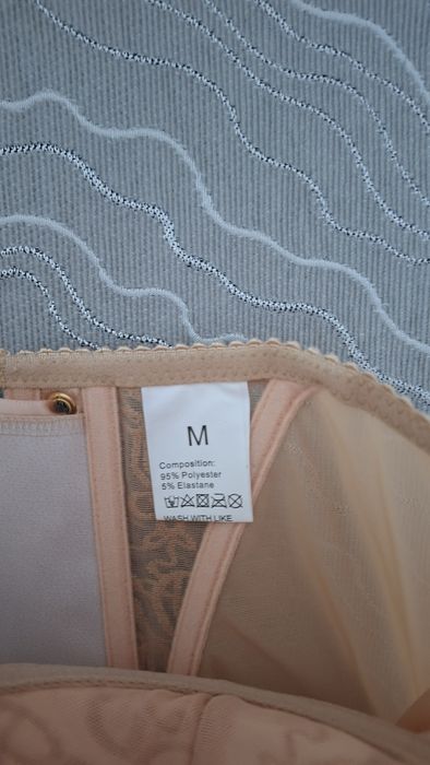 Продам Корсет новый