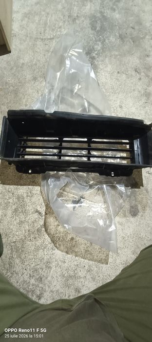 Grila activa cu motoras ghidaj aer Dacia Logan 3 Sandero 3 Jogger cod produs: 214F66342R