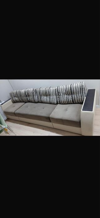 Диван раскладной .