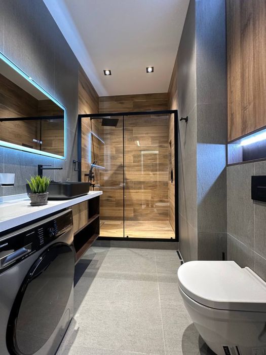 Сдаётся новая  квартира на Нукуской! Жк Skyline!