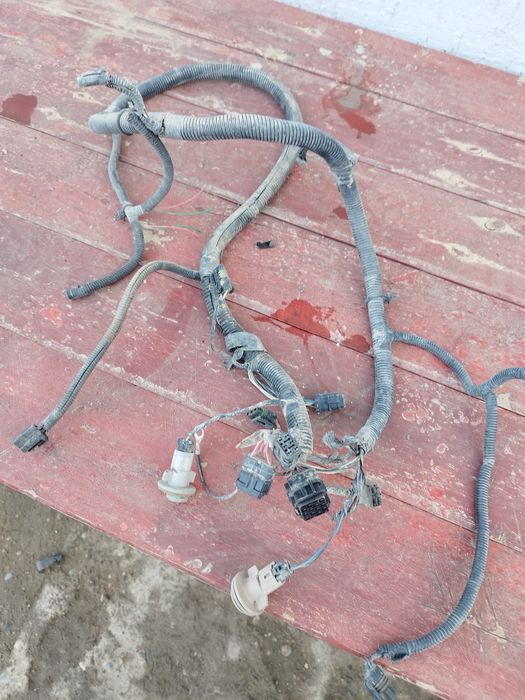 Нексия запчастары сатылады.