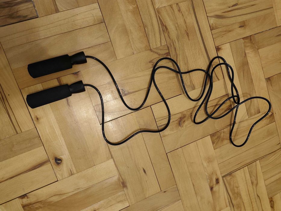 Въже за скачане 220 см.